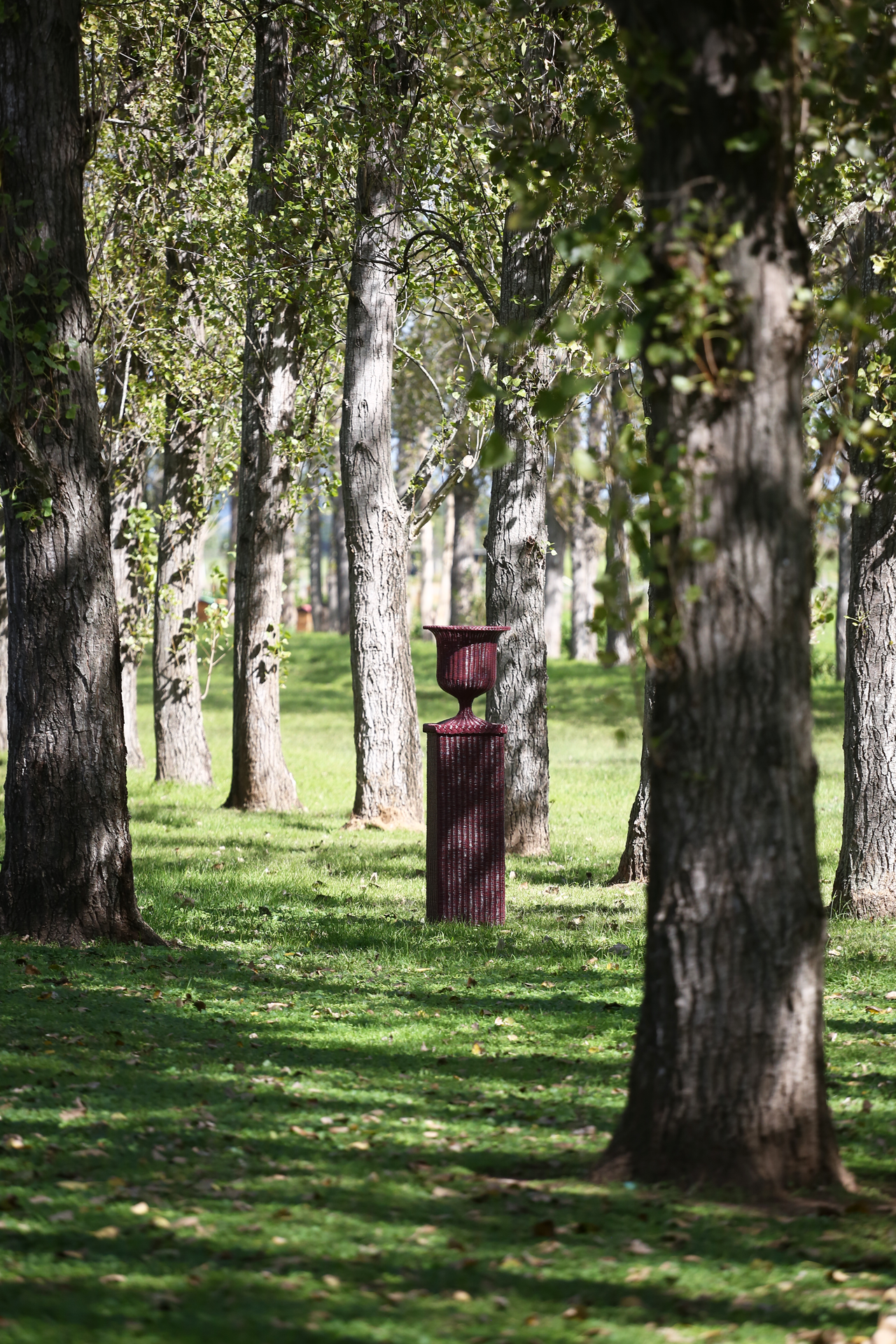 Arbour Pedestal with Urn – Marrakesh | Wicker & Rattan Decor