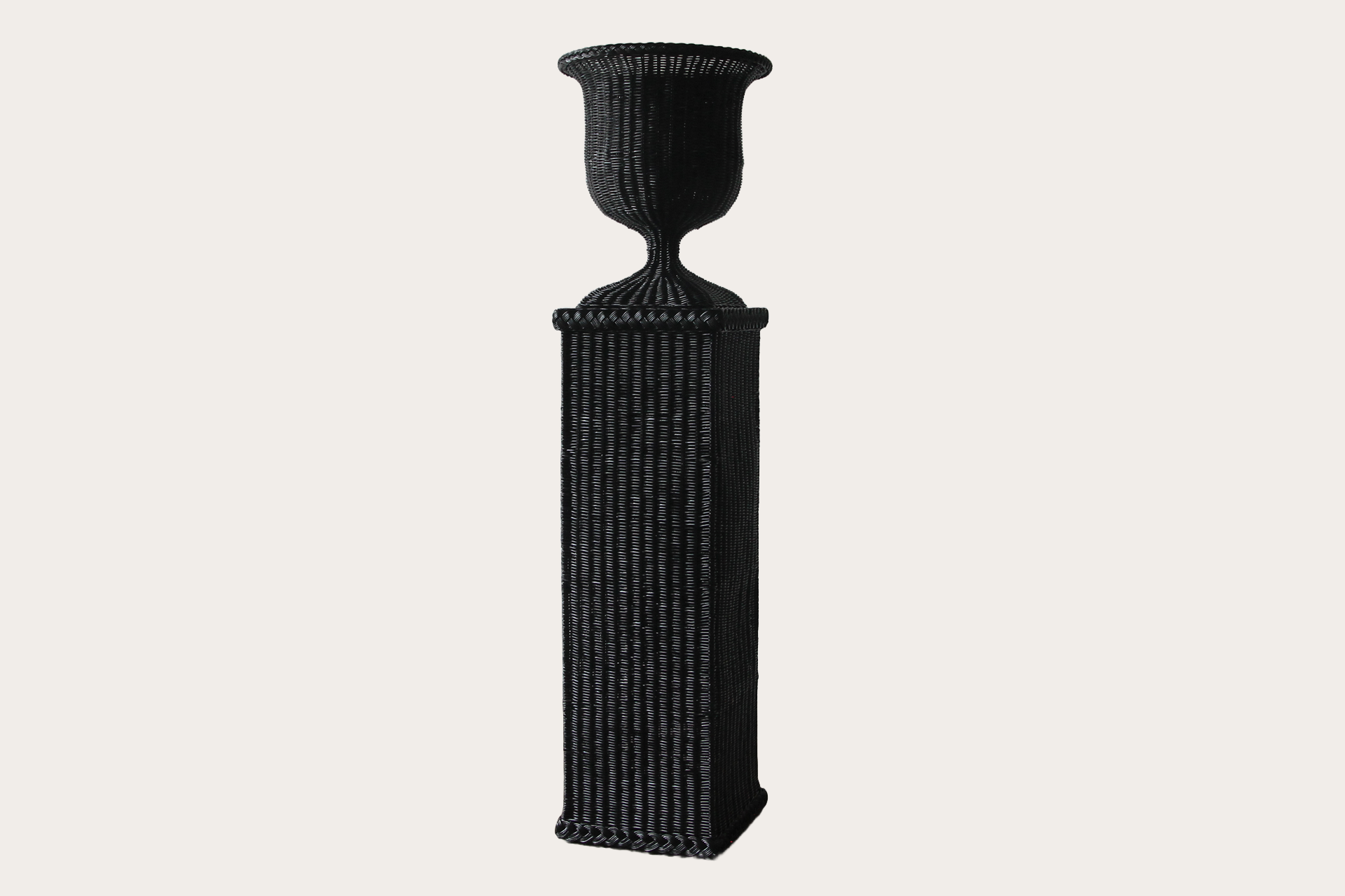 Arbour Pedestal with Urn – Black | Wicker & Rattan Decor