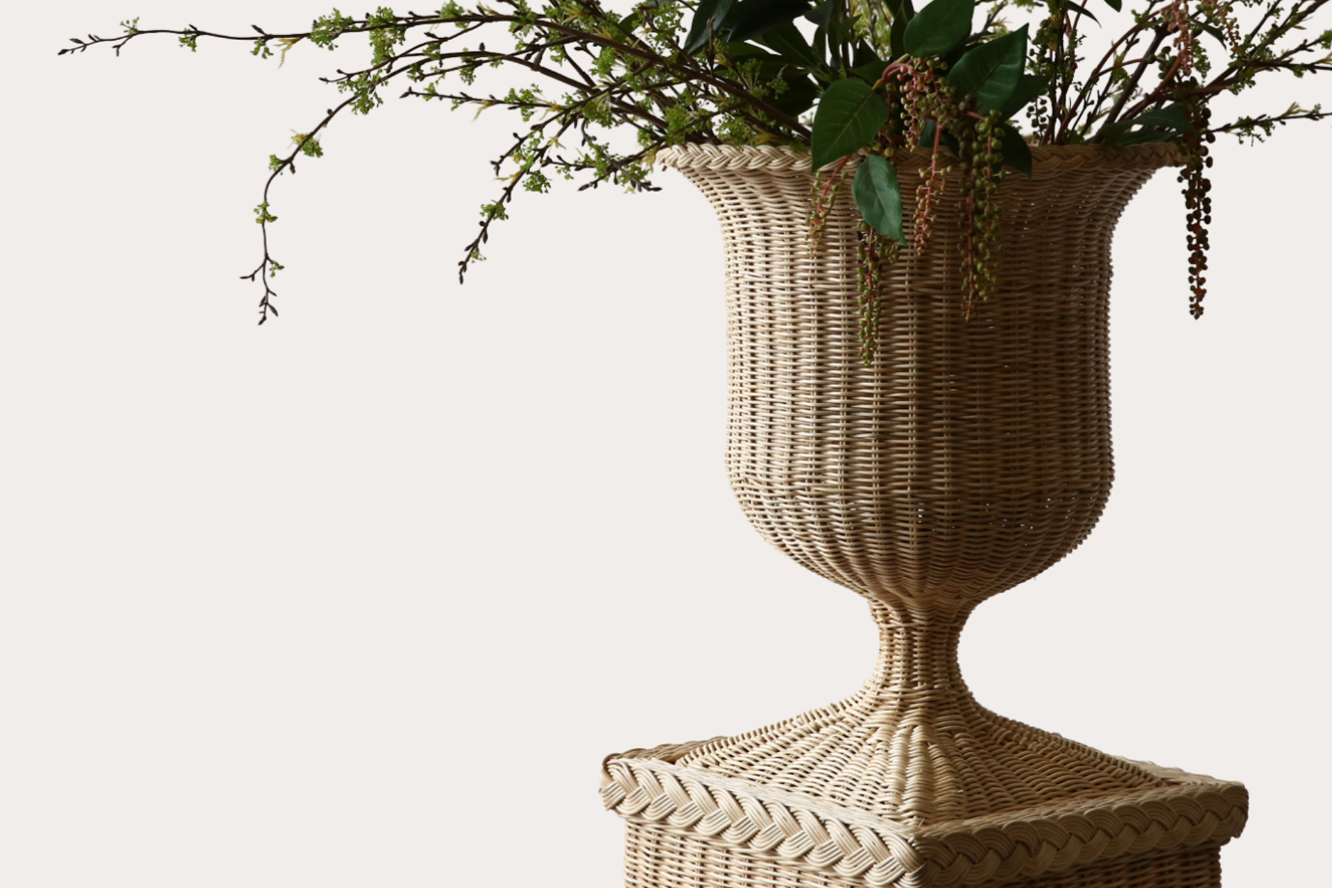 Arbour Pedestal with Urn – Natural | Wicker & Rattan Decor