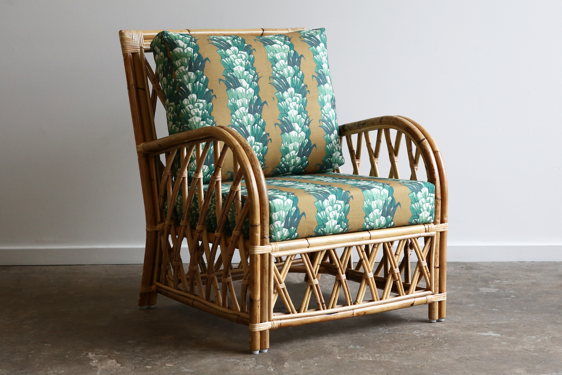 Fort Mill Armchair. Manau