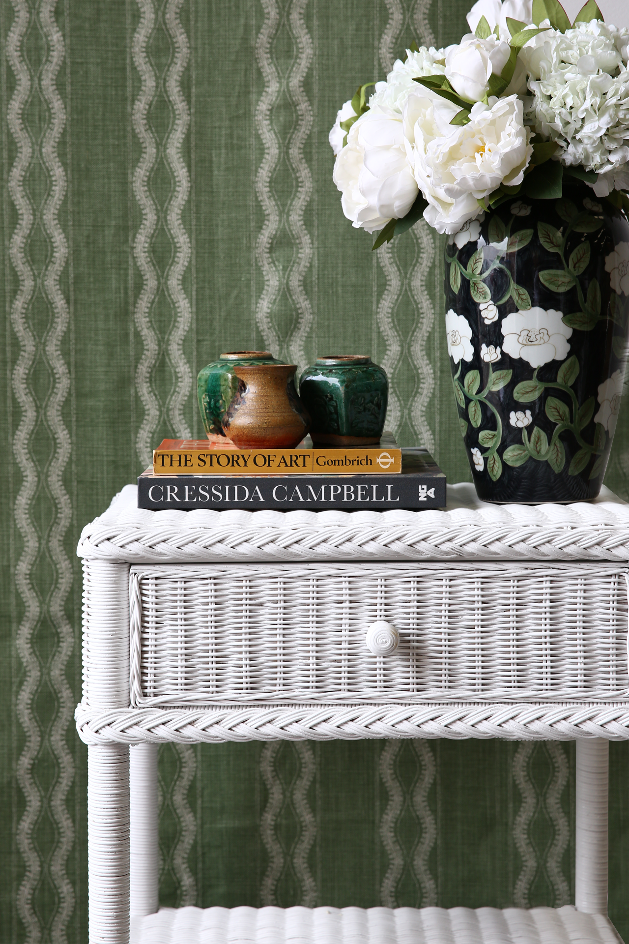 Hartley 1 Drawer Side Table. White