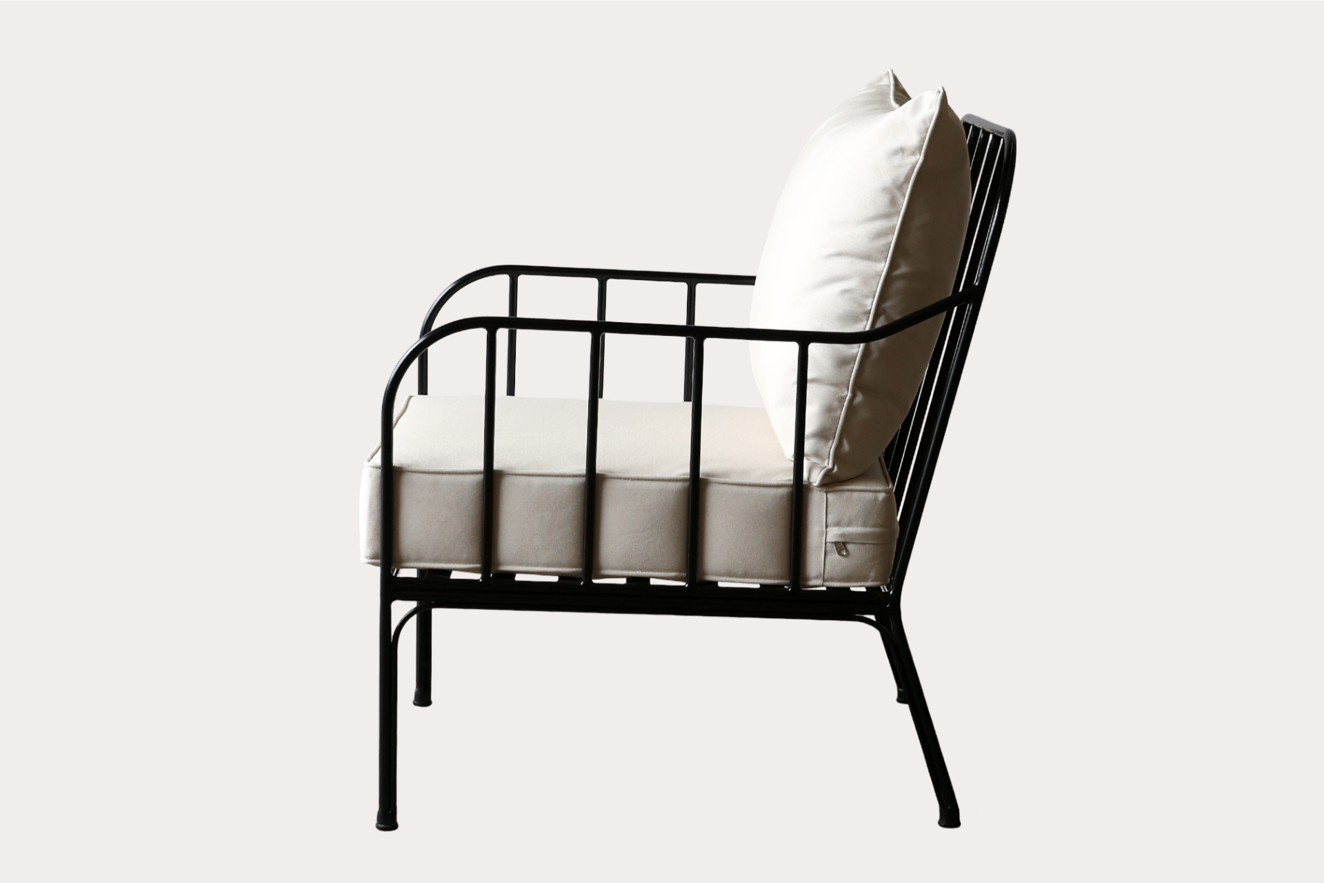 Luzon Armchair. Steel. Black