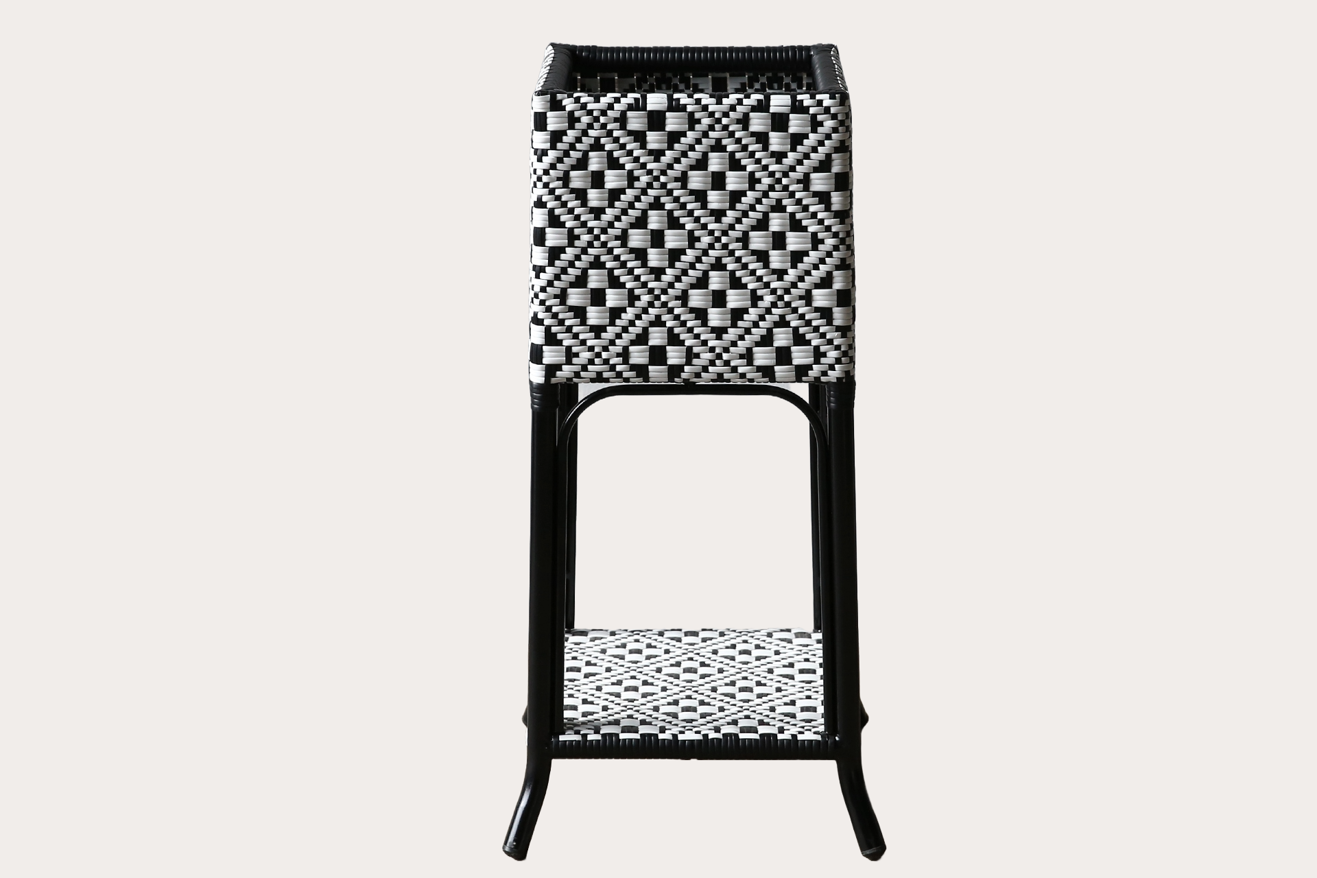 Martinique single outdoor planter