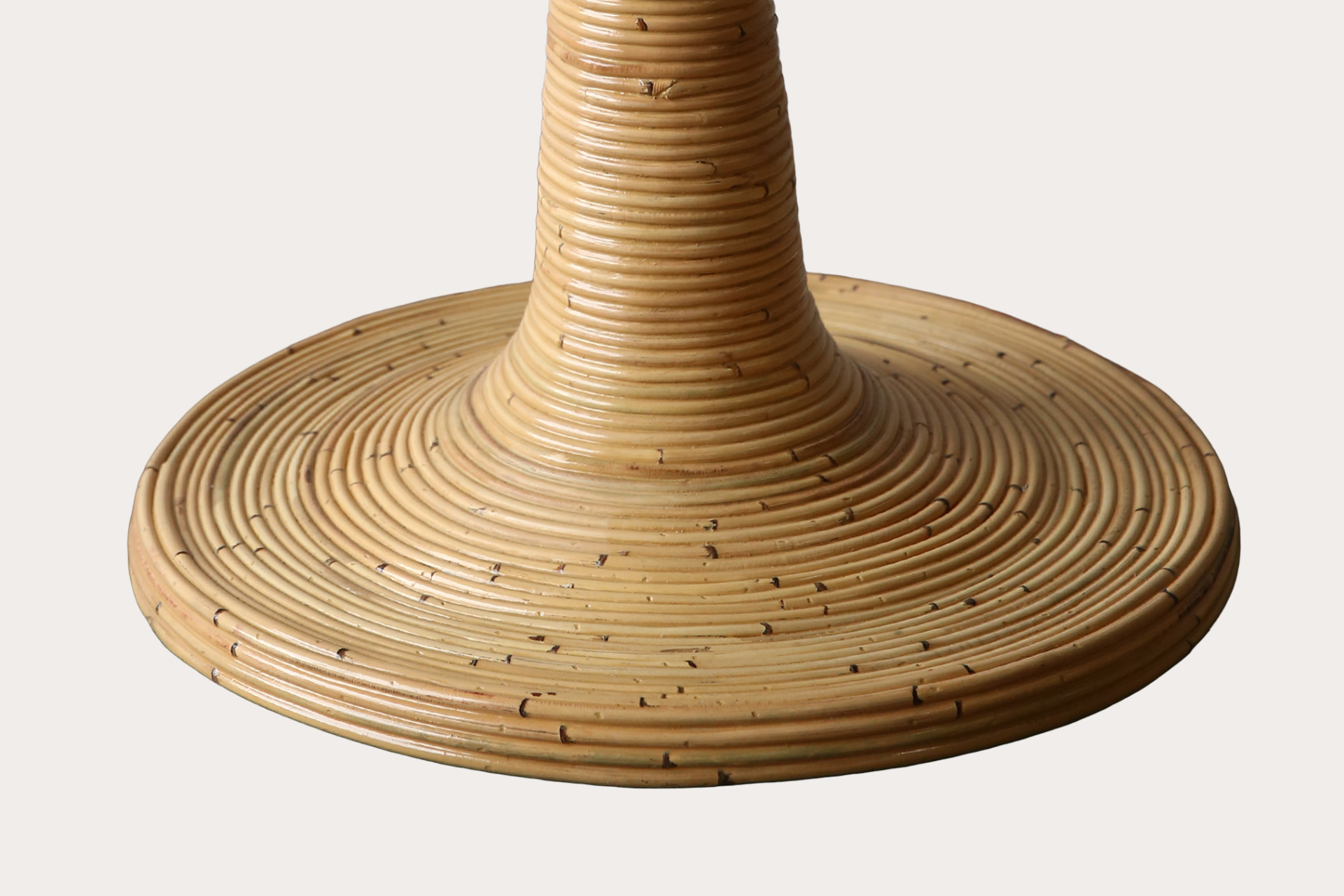 Penseli Laminated Dining Base.