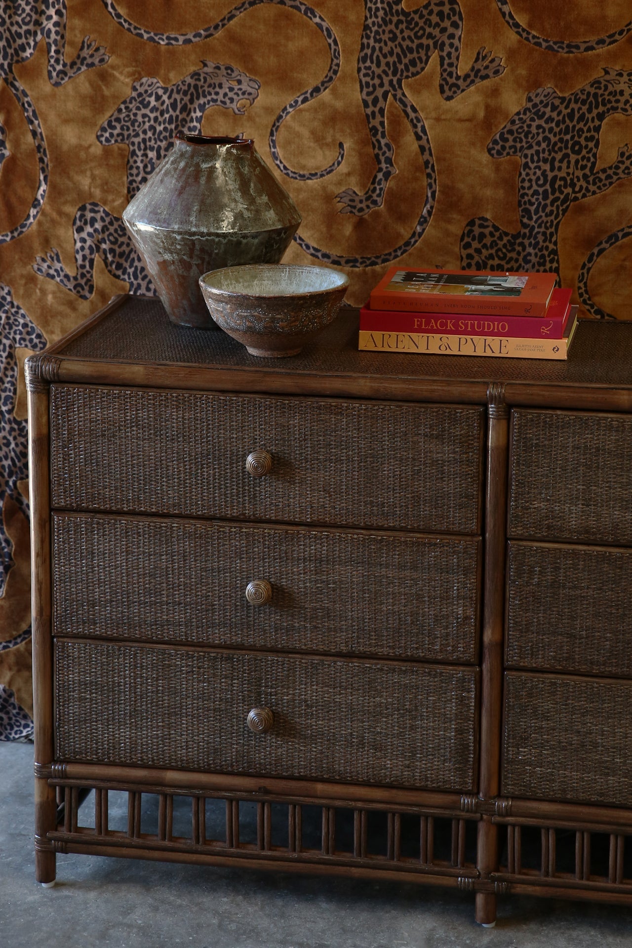 President 6 Drawer Chest. Brown Wash