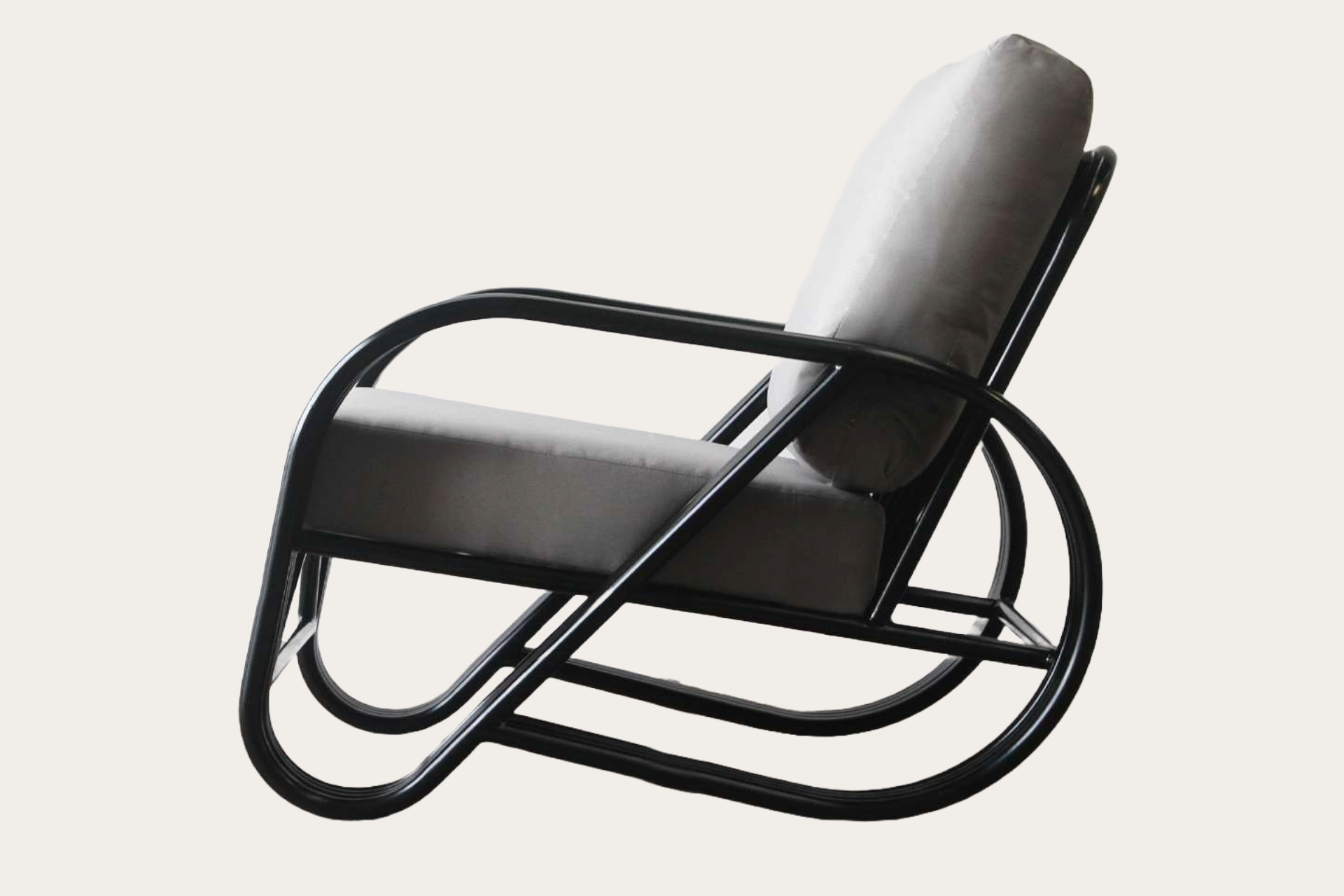 Pretzel Aluminium Outdoor Armchair. Black