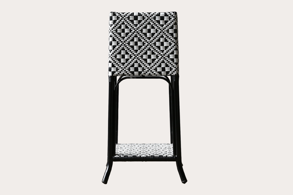 Martinique single outdoor planter