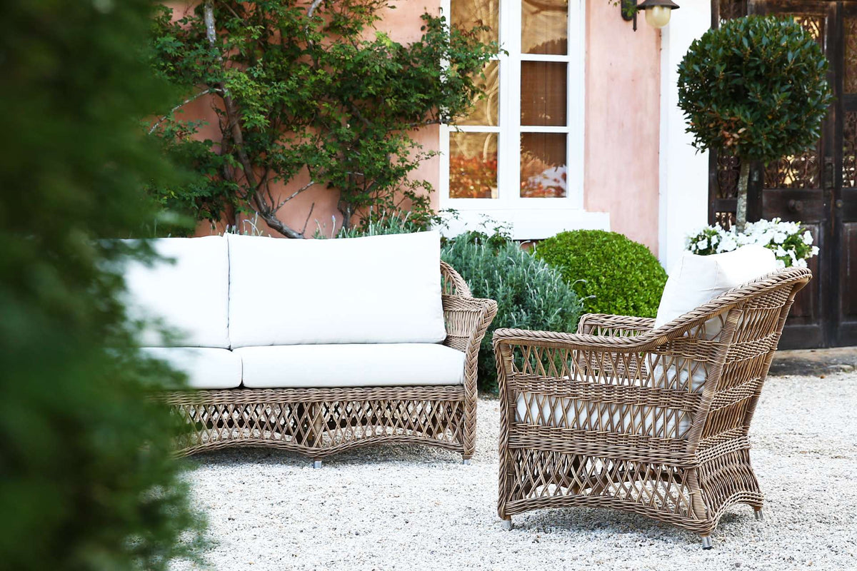 Remy Outdoor Wicker 3 Seater. A118