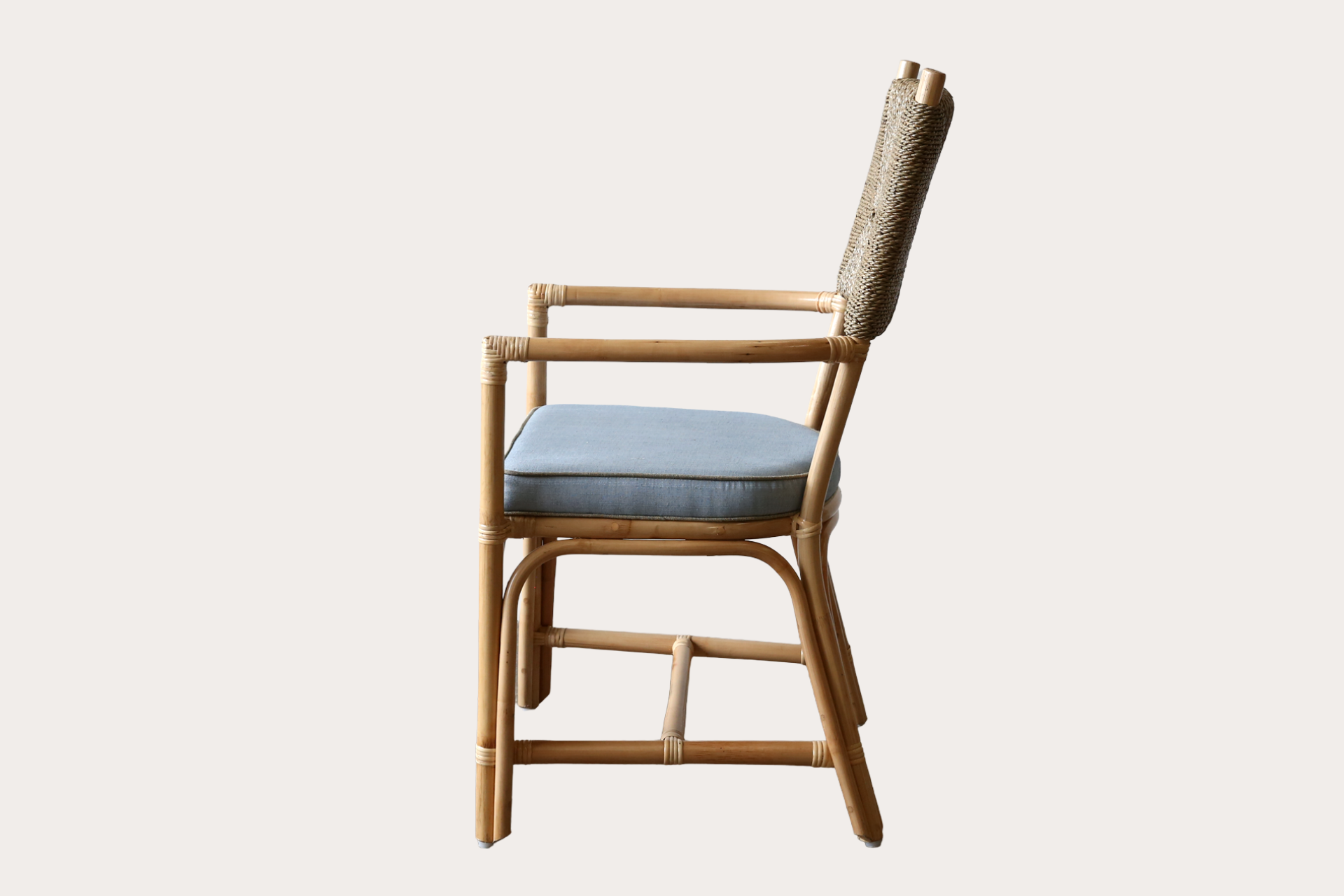 Azzura Carver - Natural Rope