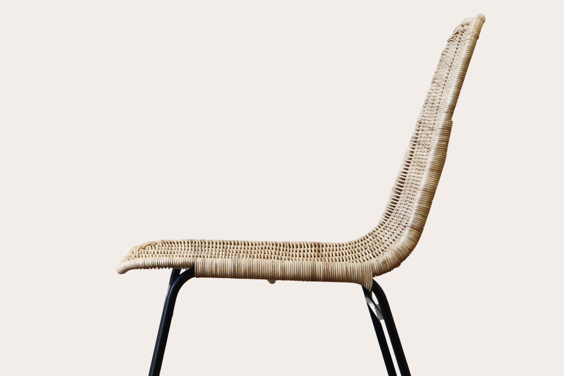 Basket wicker dining chair