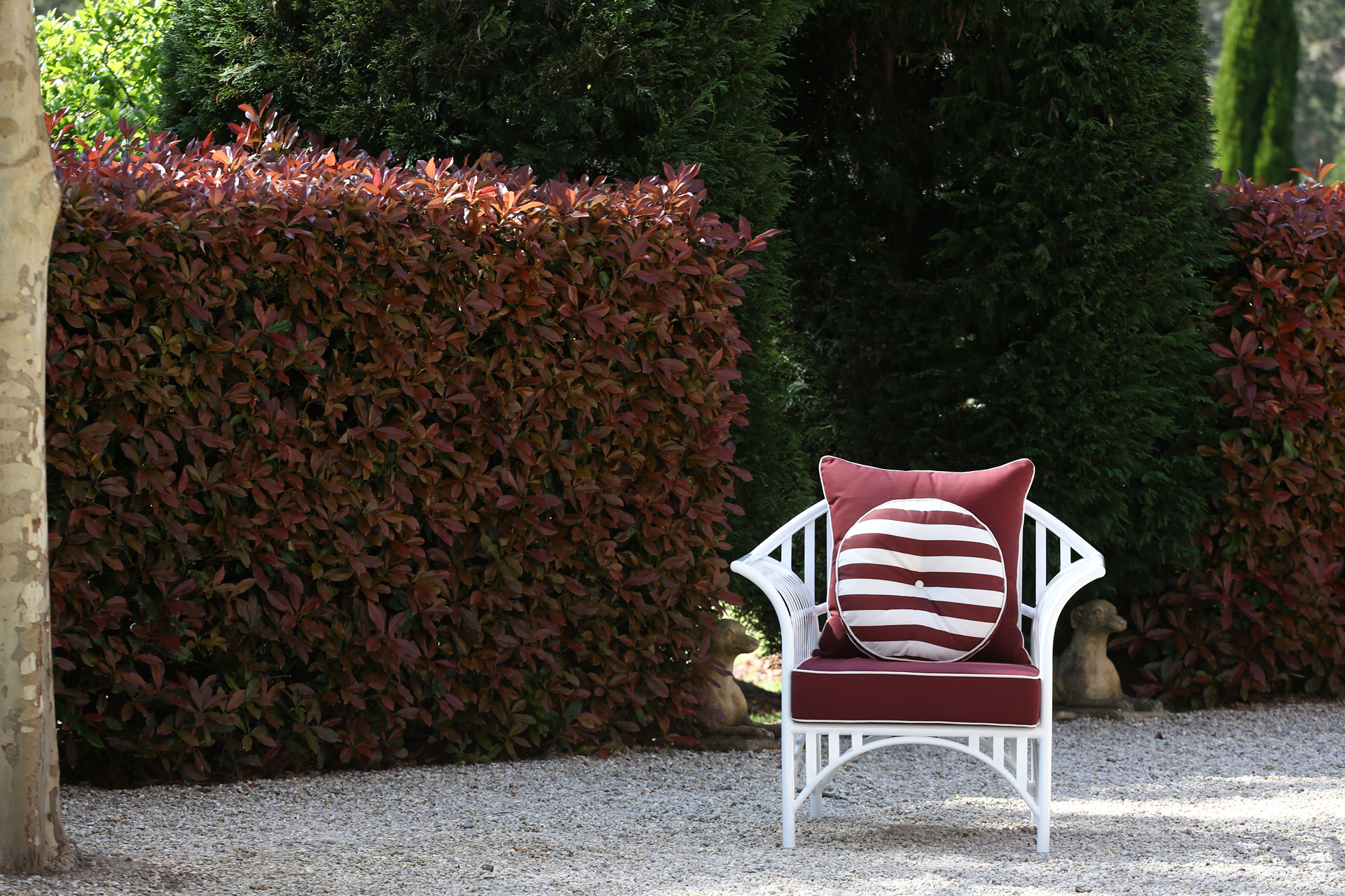 AW23 Aluminium Outdoor Armchair. White