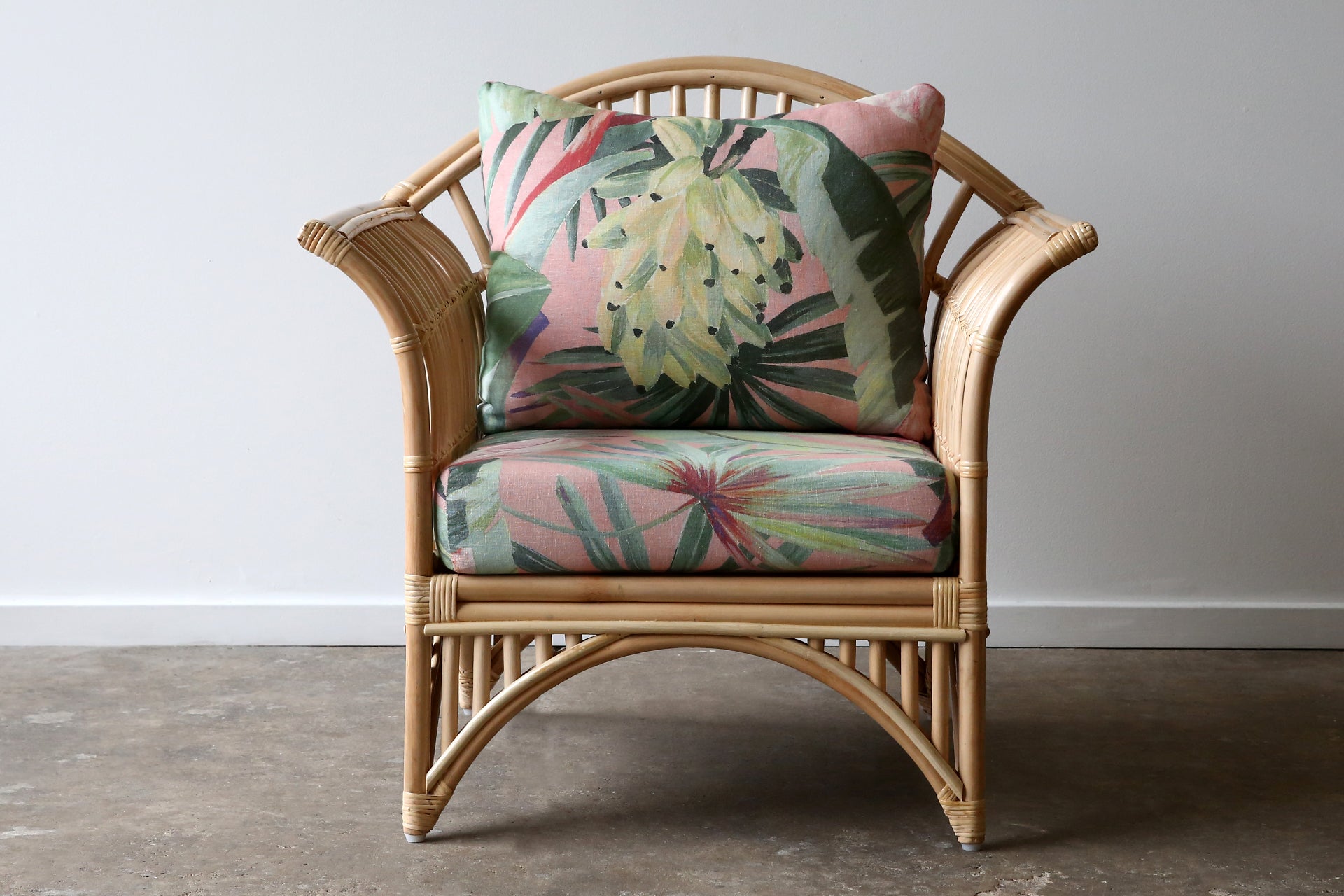 AW23 Armchair. Natural