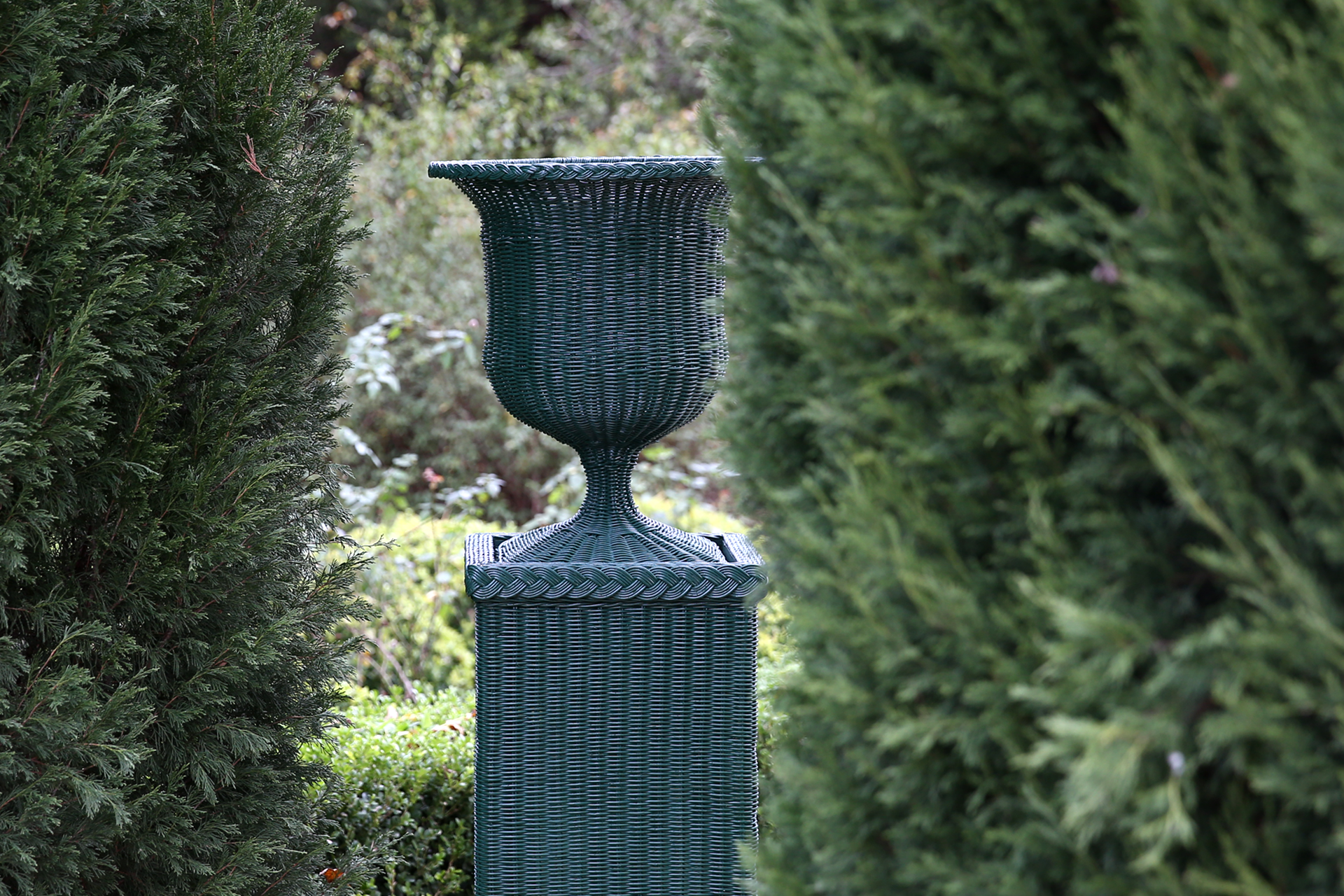 Arbour Vase & Plinth