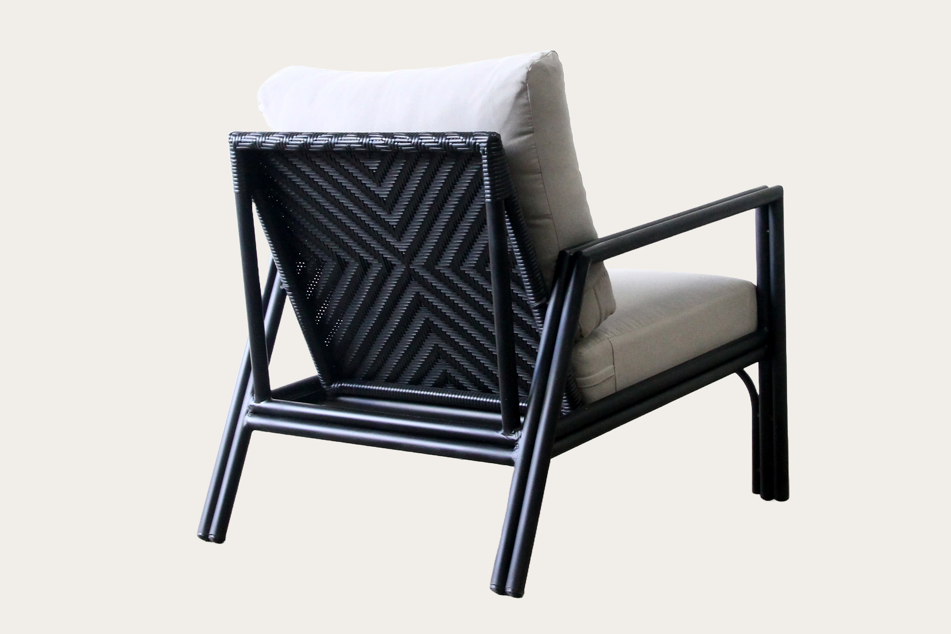 El Modernista Outdoor Armchair