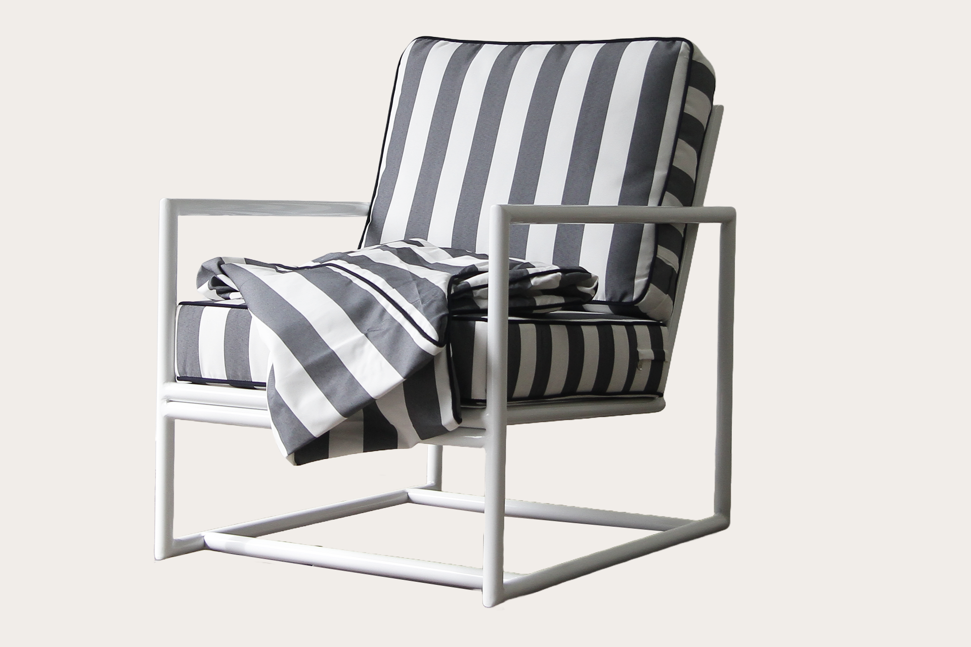 Ghost Outdoor Armchair