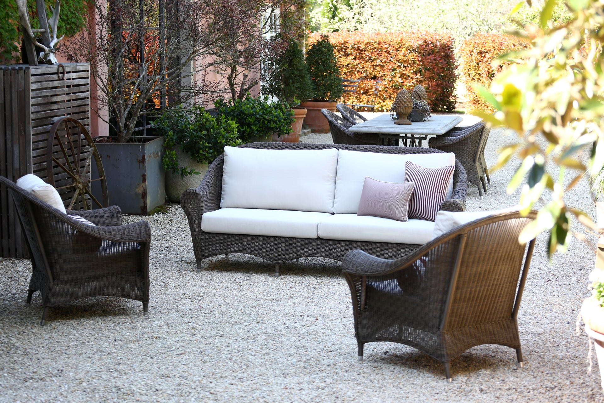 Hampshire Outdoor Wicker Armchair. Mocha Creme