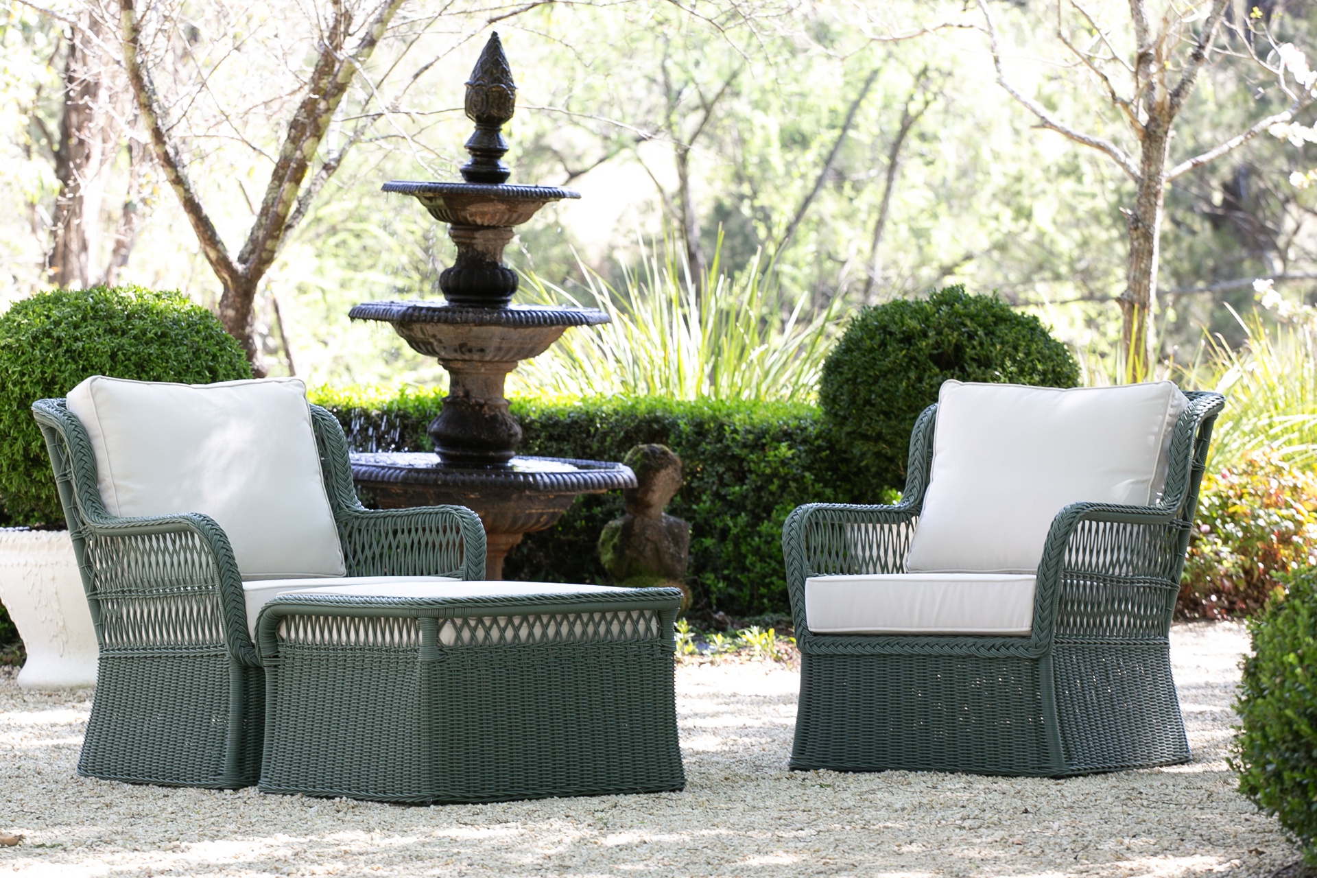 Cortile Outdoor Ottoman. Wilderness