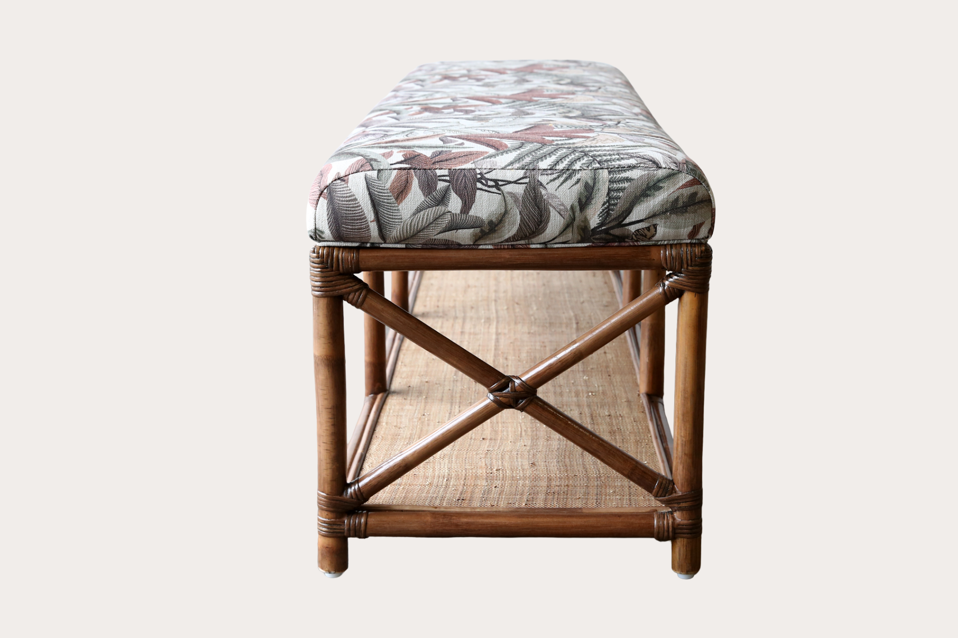 La Cruz Rattan Bedend