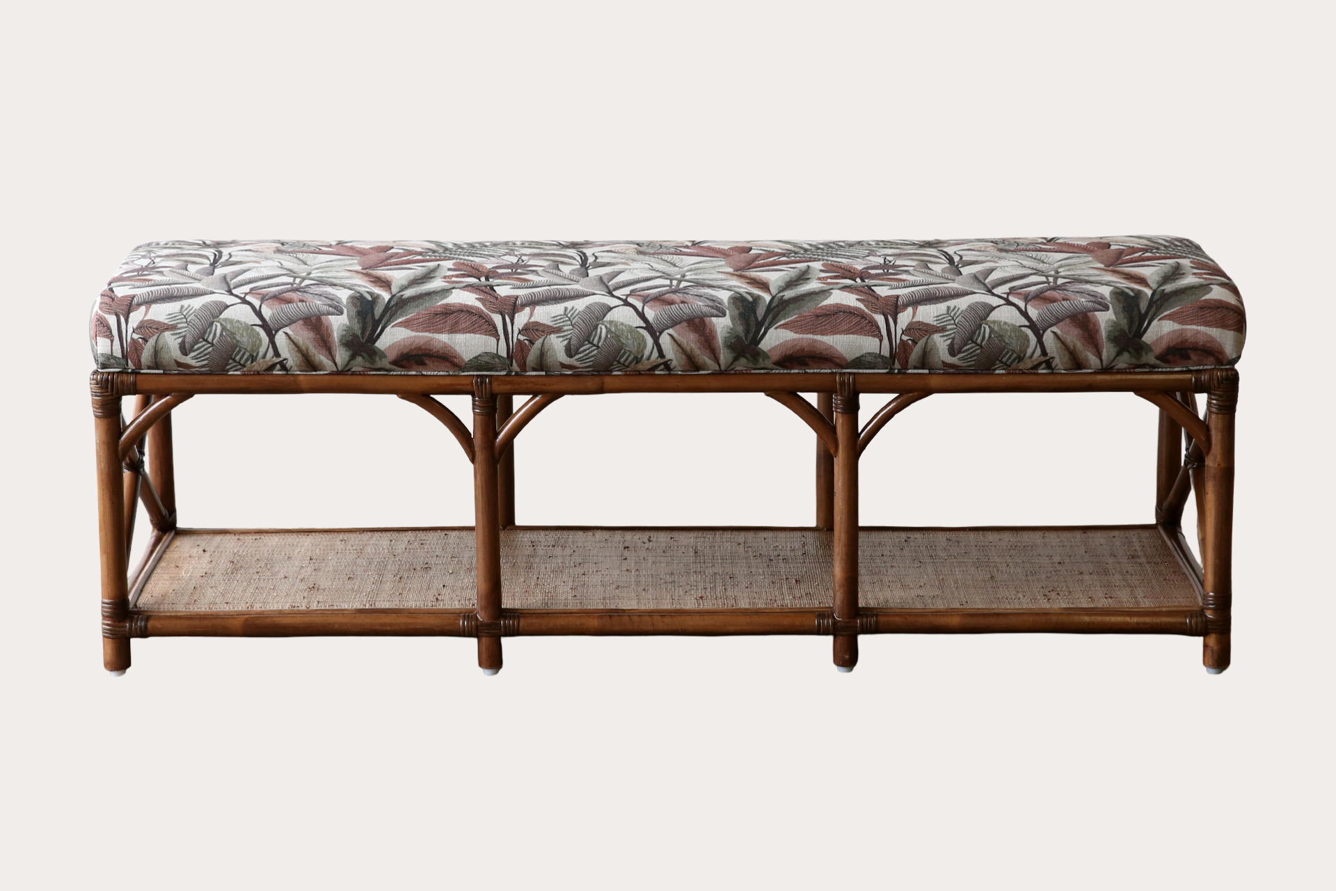 La Cruz Rattan Bedend