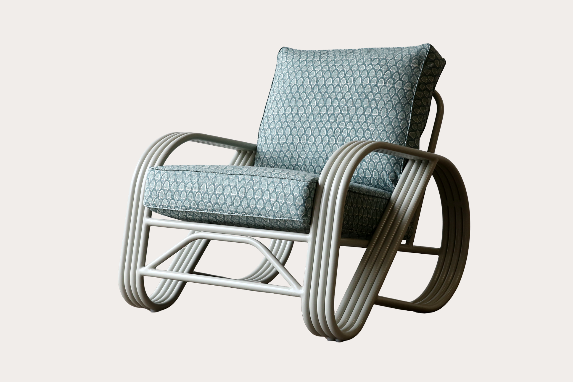 Pretzel Aluminium Outdoor Armchair. River Gum