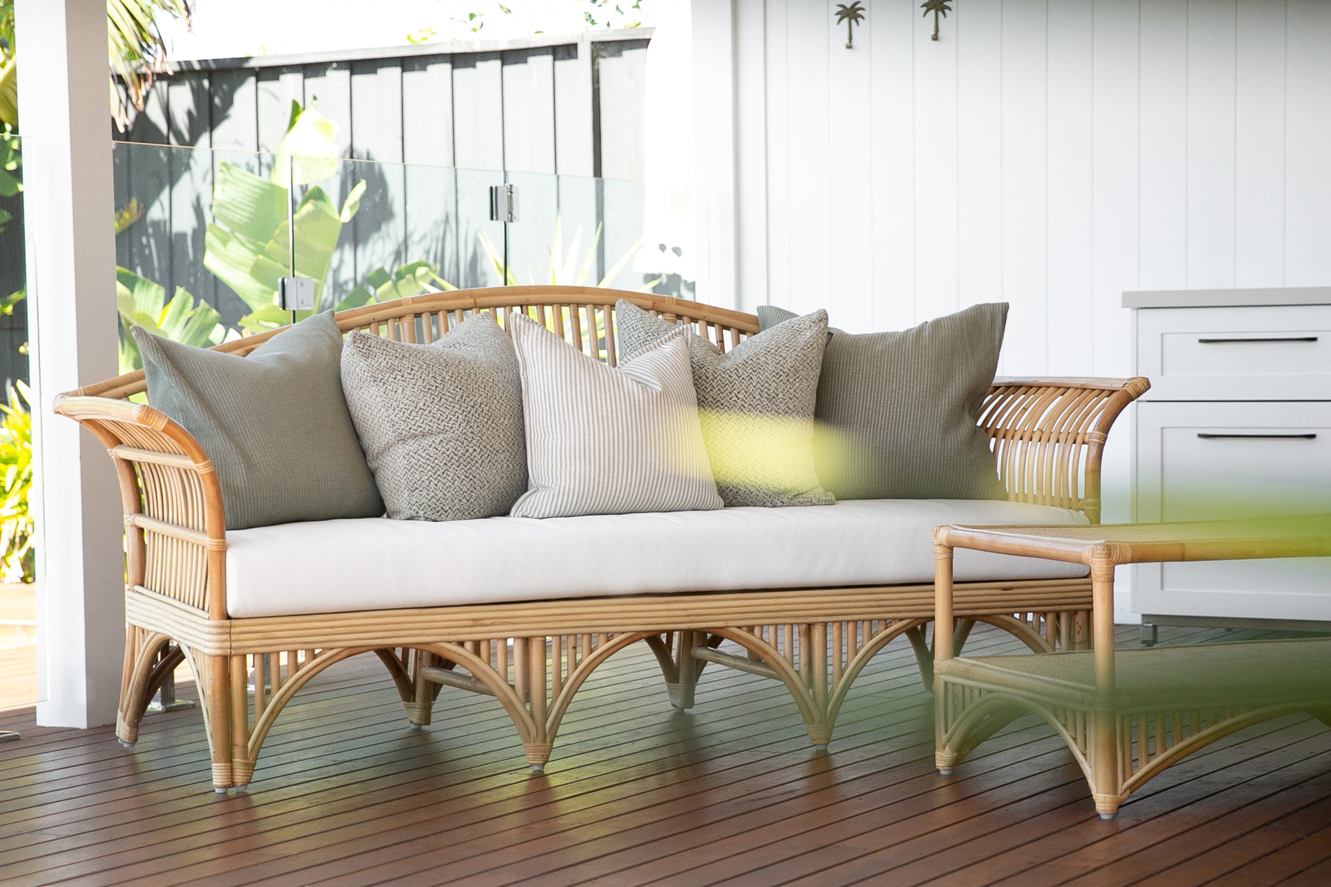 AW23 Daybed. Natural